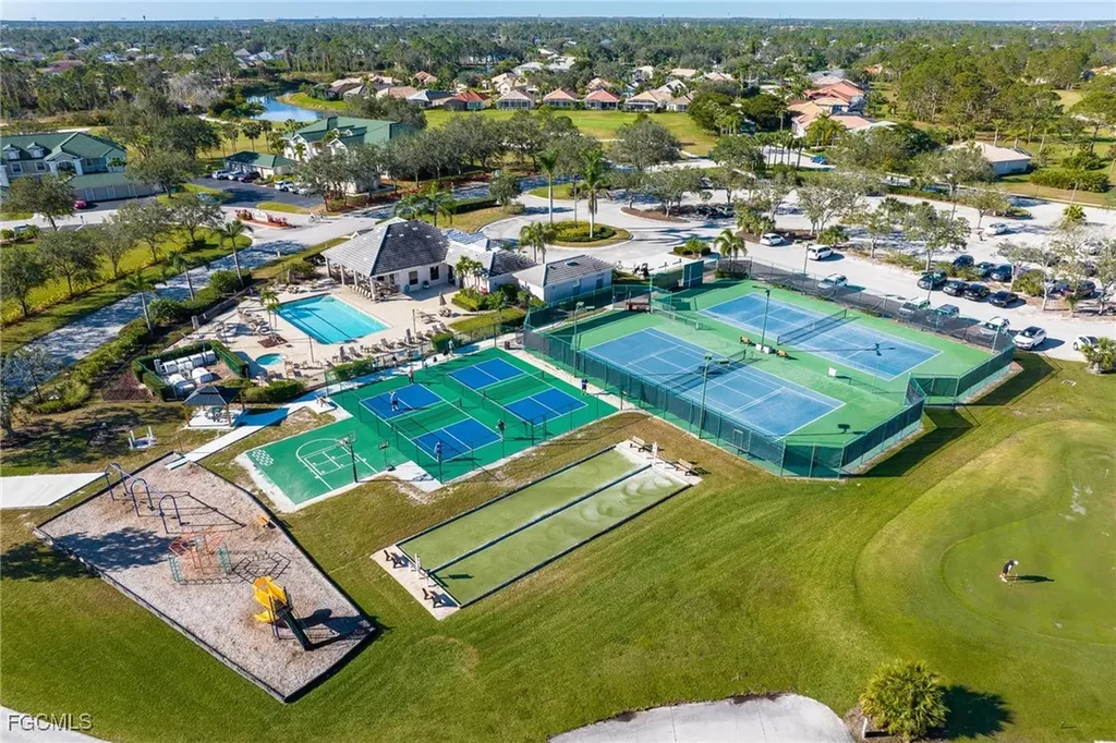 2201 Oxford Ridge Circle Lehigh Acres FL 33973