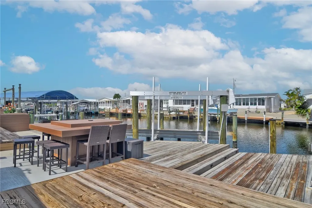 3103 Harpoon Lane St. James City FL 33956