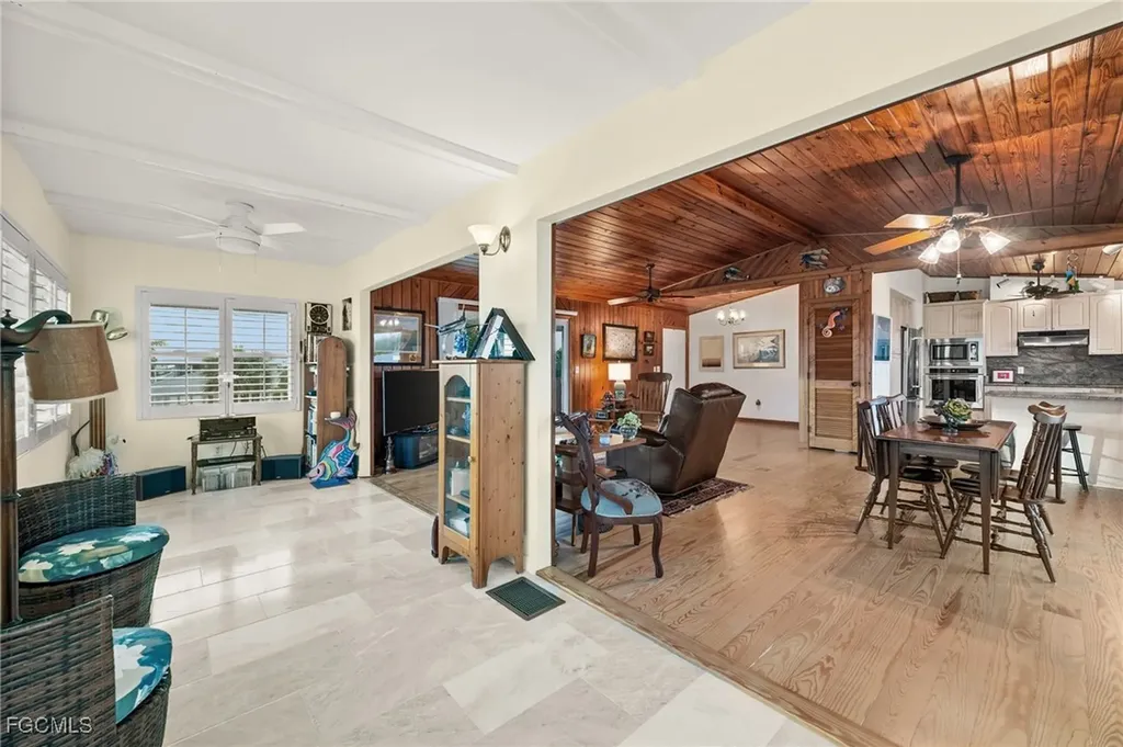 2324 Cherimoya Lane St. James City FL 33956