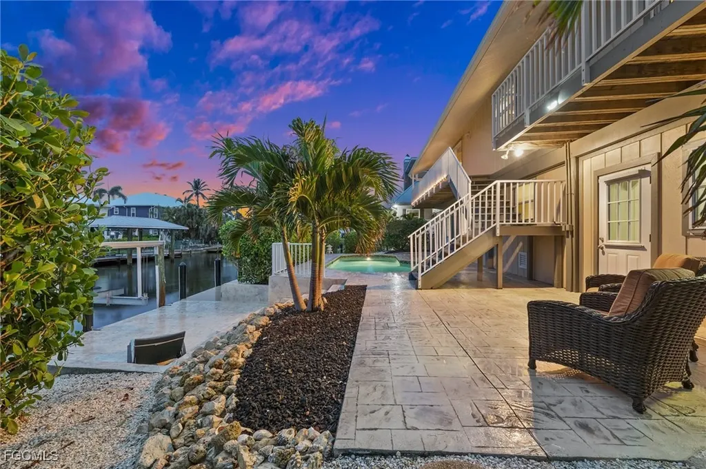 2324 Cherimoya Lane St. James City FL 33956