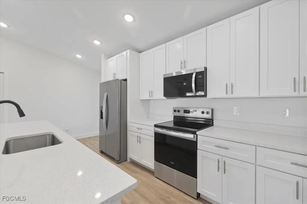 1914 NW 16th Terrace Cape Coral FL 33993