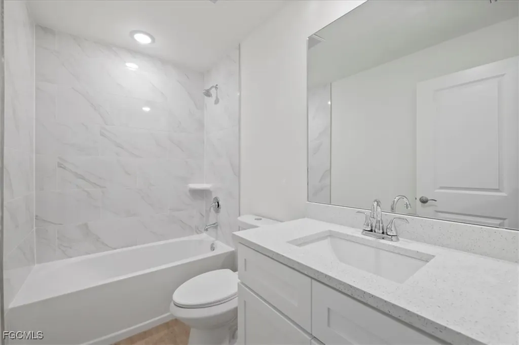 1914 NW 16th Terrace Cape Coral FL 33993