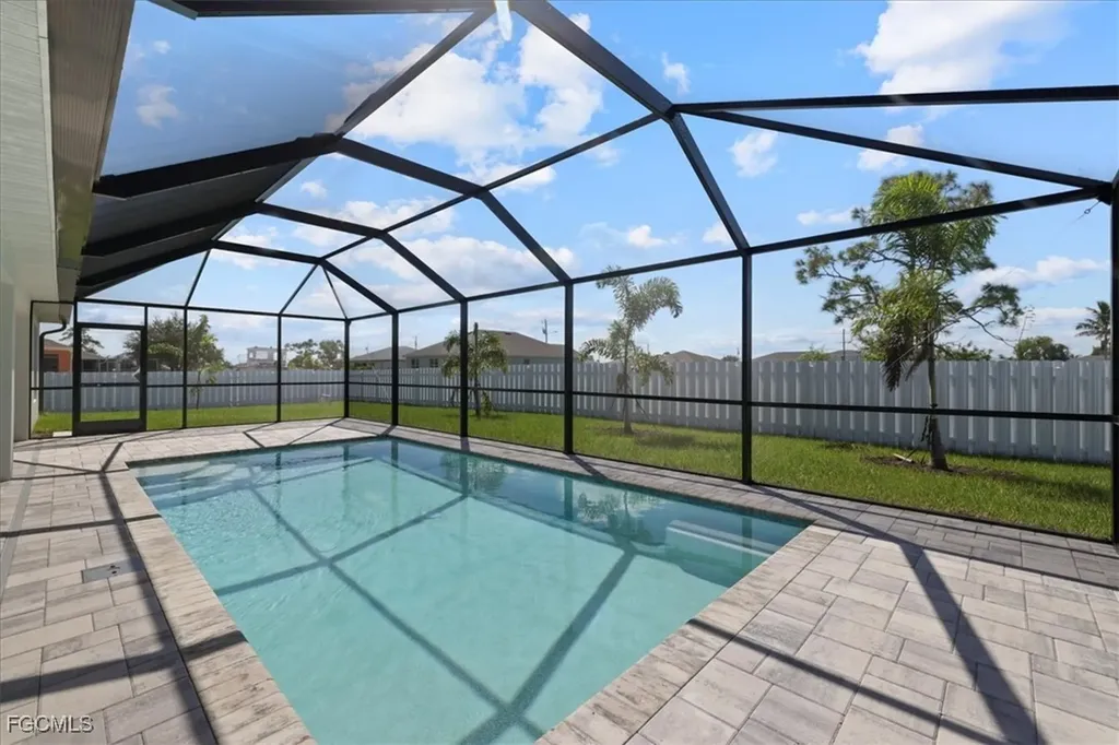 1914 NW 16th Terrace Cape Coral FL 33993