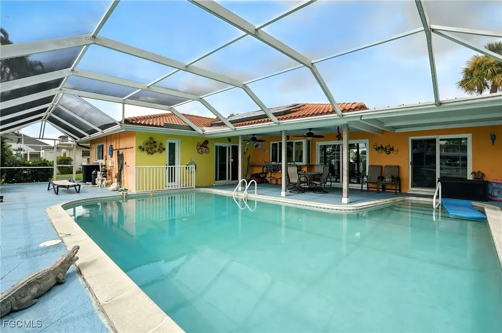 4558 Vinewood Circle North Fort Myers FL 33903