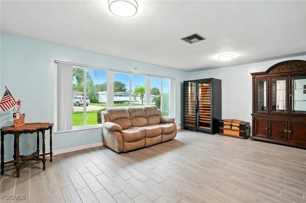 4558 Vinewood Circle North Fort Myers FL 33903