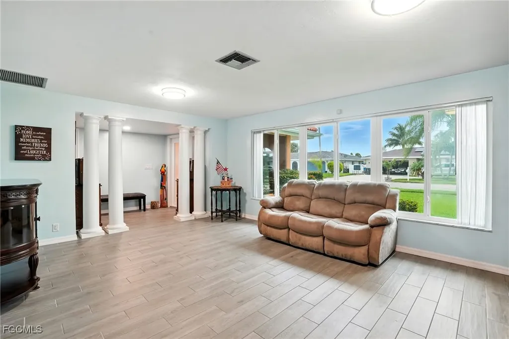 4558 Vinewood Circle North Fort Myers FL 33903