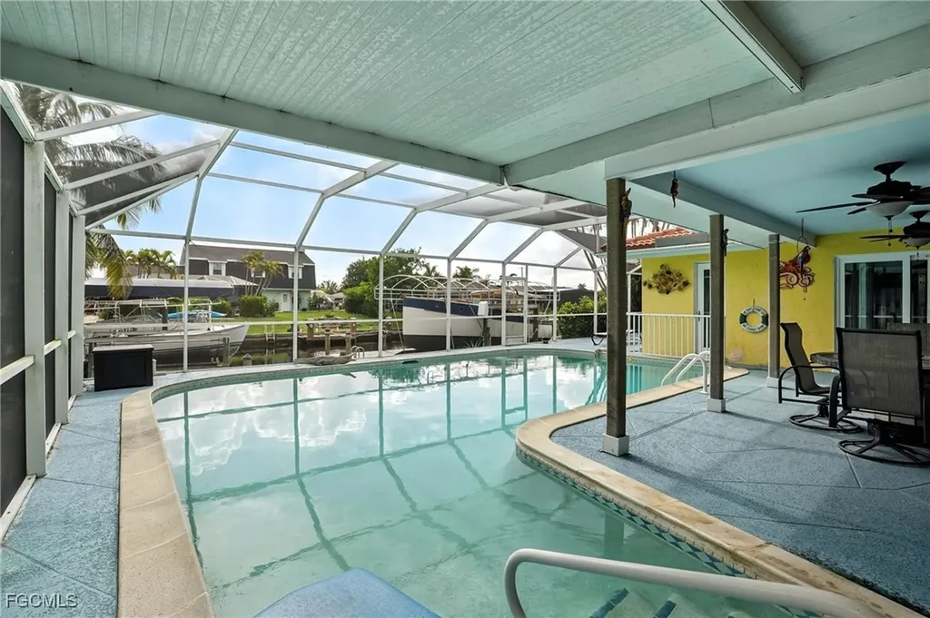 4558 Vinewood Circle North Fort Myers FL 33903
