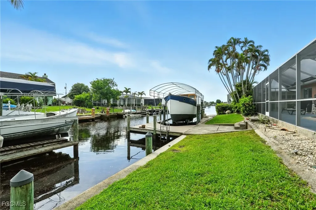 4558 Vinewood Circle North Fort Myers FL 33903