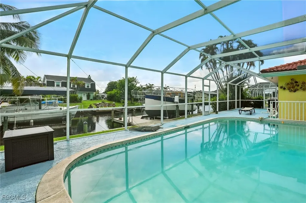 4558 Vinewood Circle North Fort Myers FL 33903