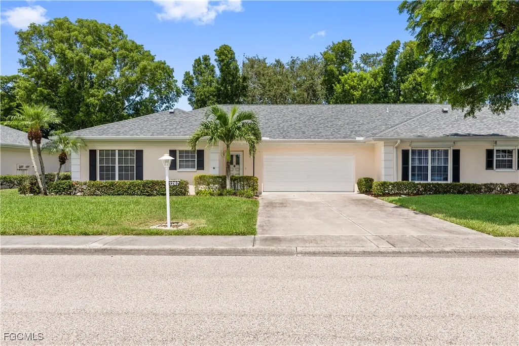 1267 Hazeltine Drive Fort Myers FL 33919