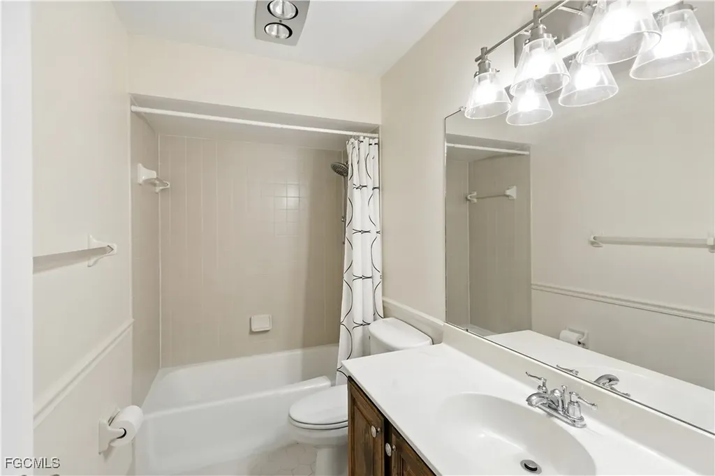 1267 Hazeltine Drive Fort Myers FL 33919