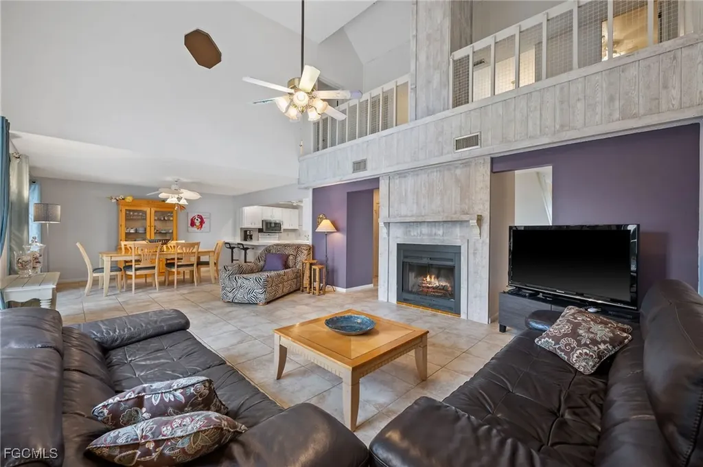 725 El Dorado Parkway W Cape Coral FL 33914