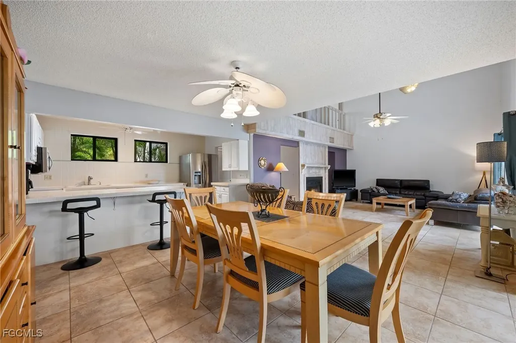 725 El Dorado Parkway W Cape Coral FL 33914