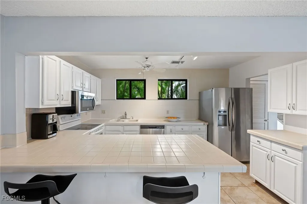 725 El Dorado Parkway W Cape Coral FL 33914