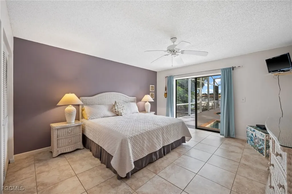 725 El Dorado Parkway W Cape Coral FL 33914