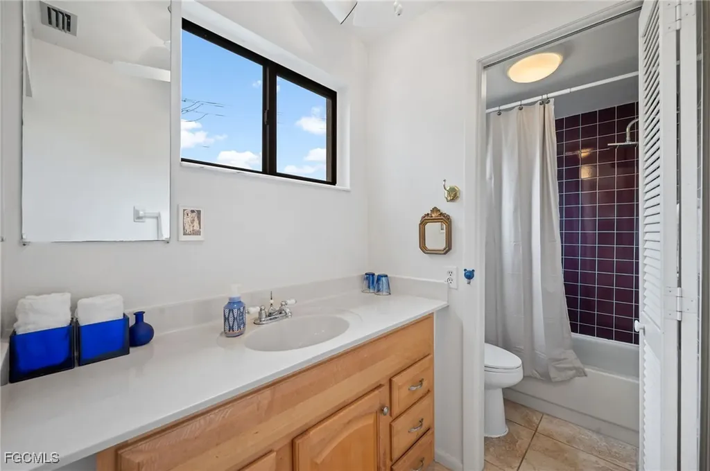 725 El Dorado Parkway W Cape Coral FL 33914