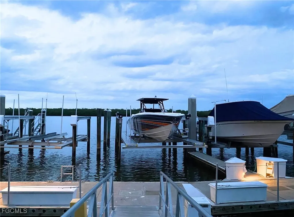 4187 Bay Beach #B28 Lane Fort Myers Beach FL 33931