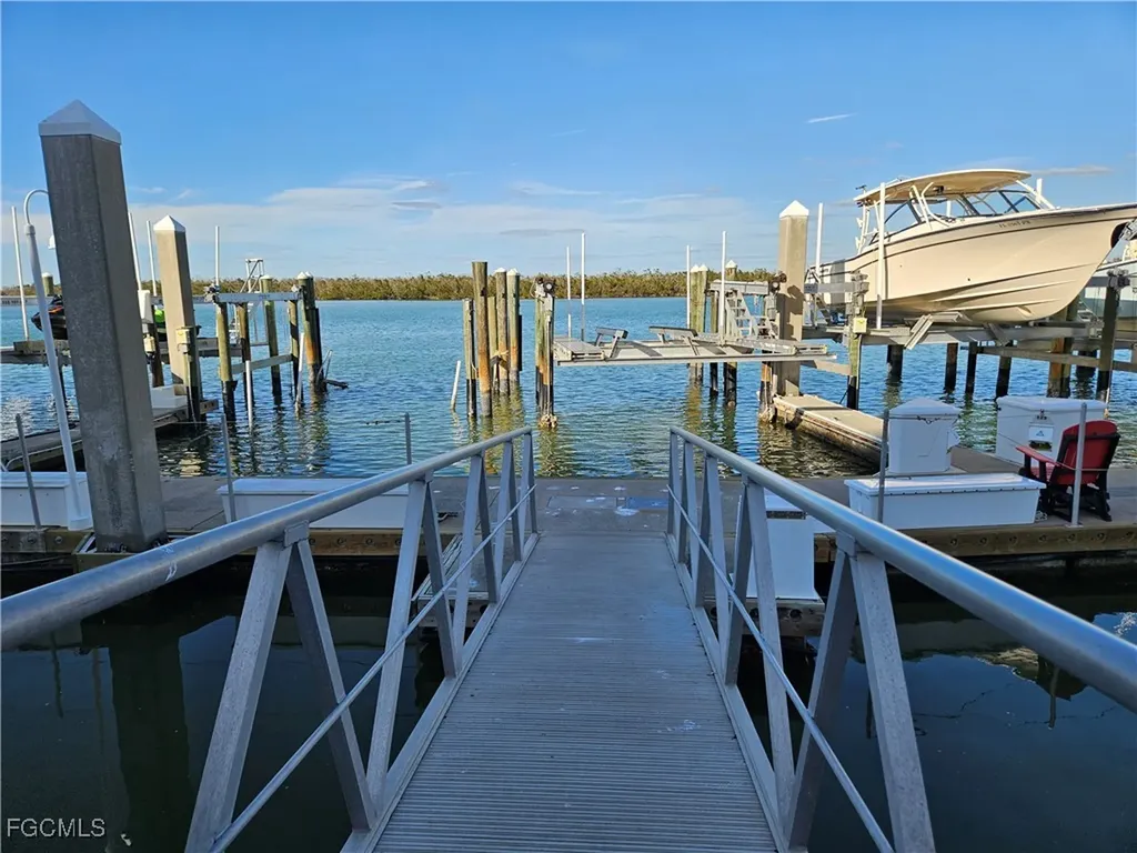 4187 Bay Beach #B28 Lane Fort Myers Beach FL 33931