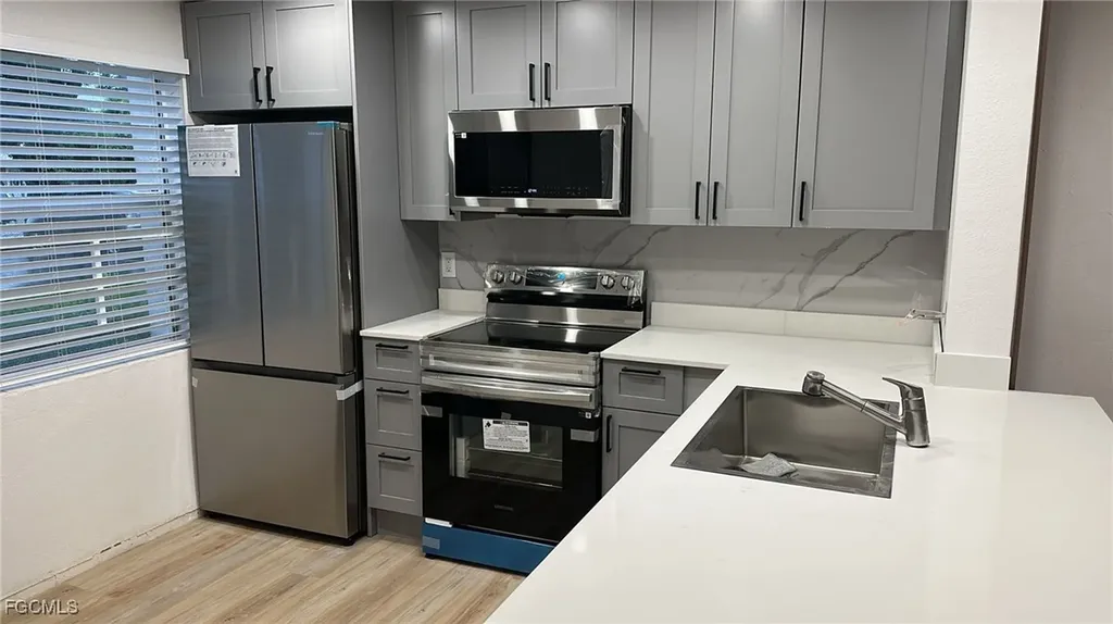 2828 Jackson Street Fort Myers FL 33901