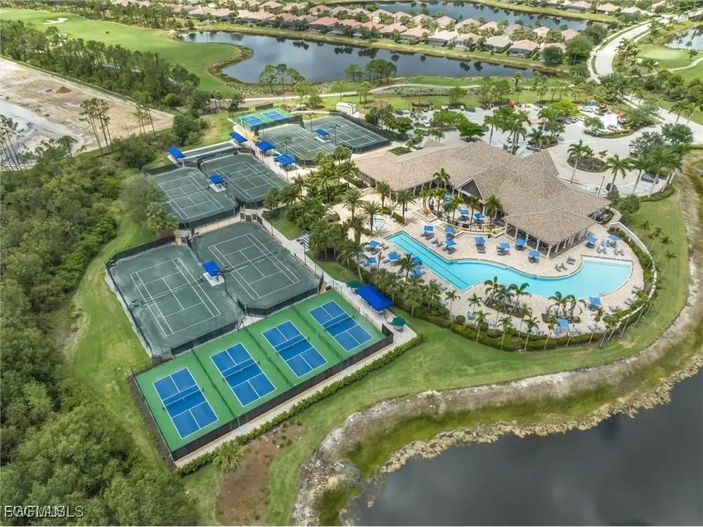 12121 Chrasfield Chase Fort Myers FL 33913