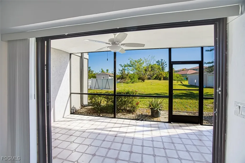 10022 Oxfordshire Lane Fort Myers FL 33908