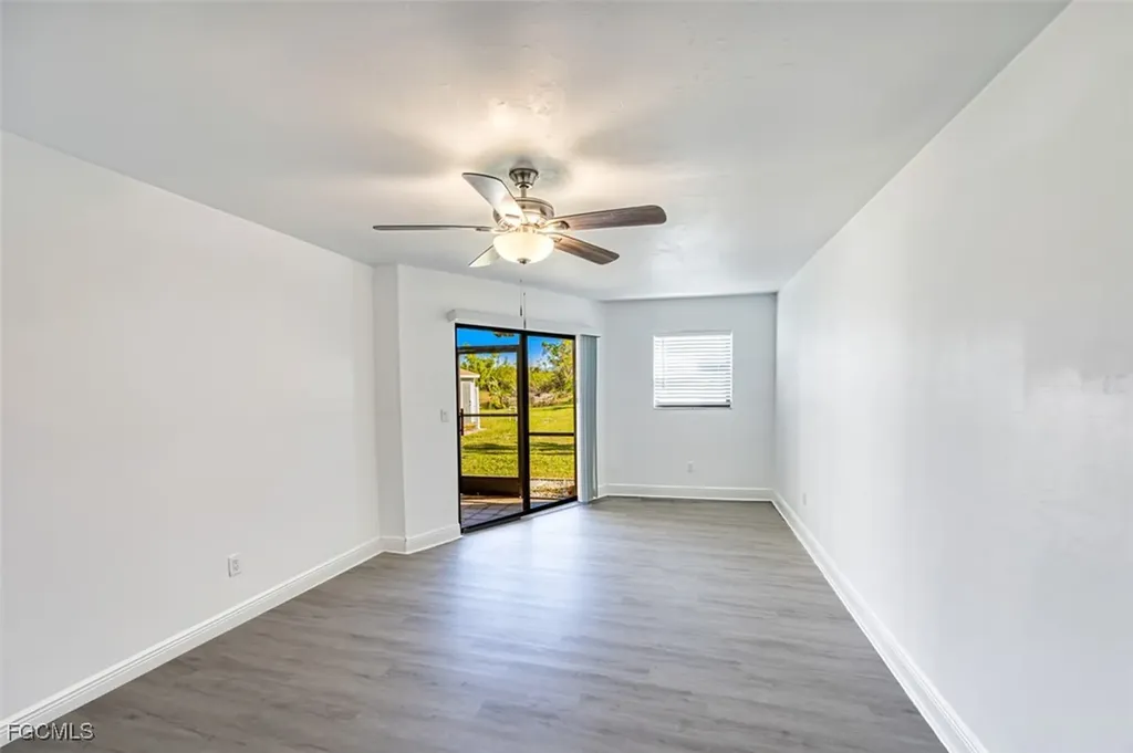 10022 Oxfordshire Lane Fort Myers FL 33908