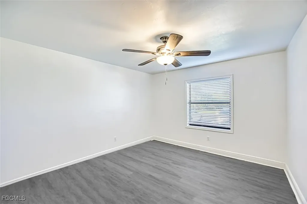 10022 Oxfordshire Lane Fort Myers FL 33908