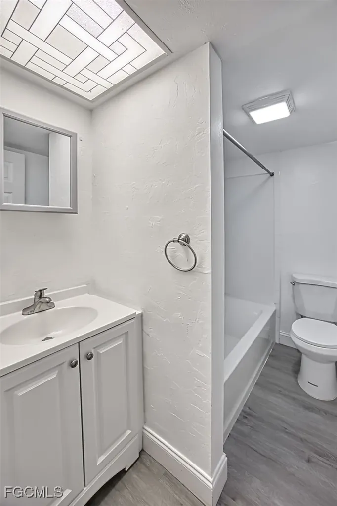 10022 Oxfordshire Lane Fort Myers FL 33908