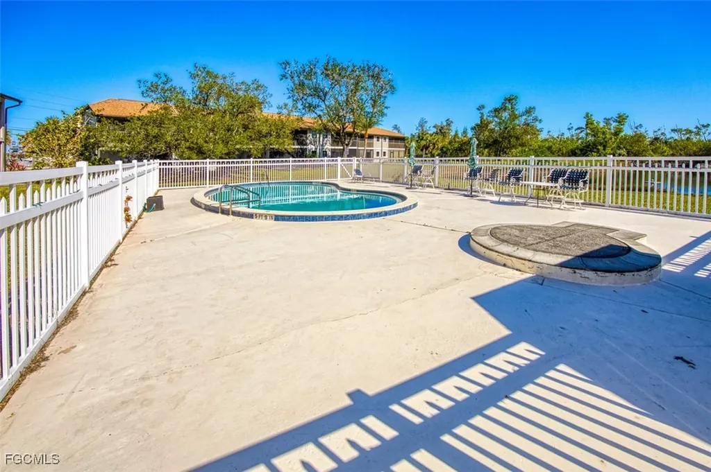 10022 Oxfordshire Lane Fort Myers FL 33908