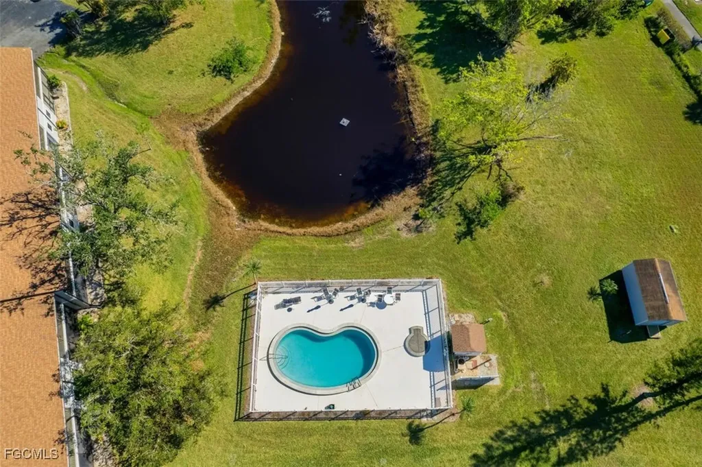 10022 Oxfordshire Lane Fort Myers FL 33908