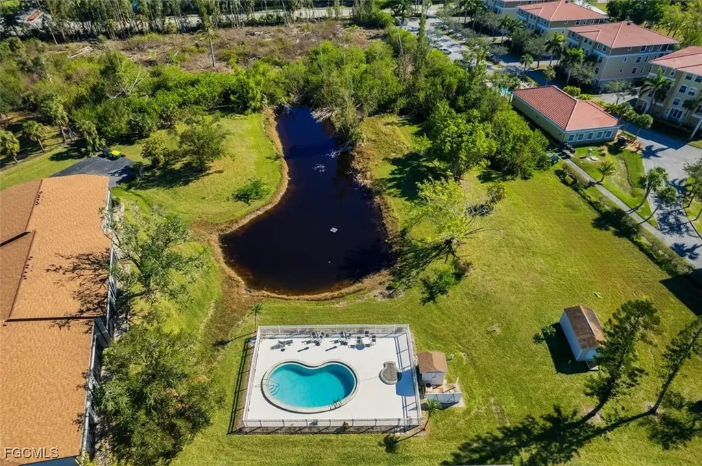 10022 Oxfordshire Lane Fort Myers FL 33908