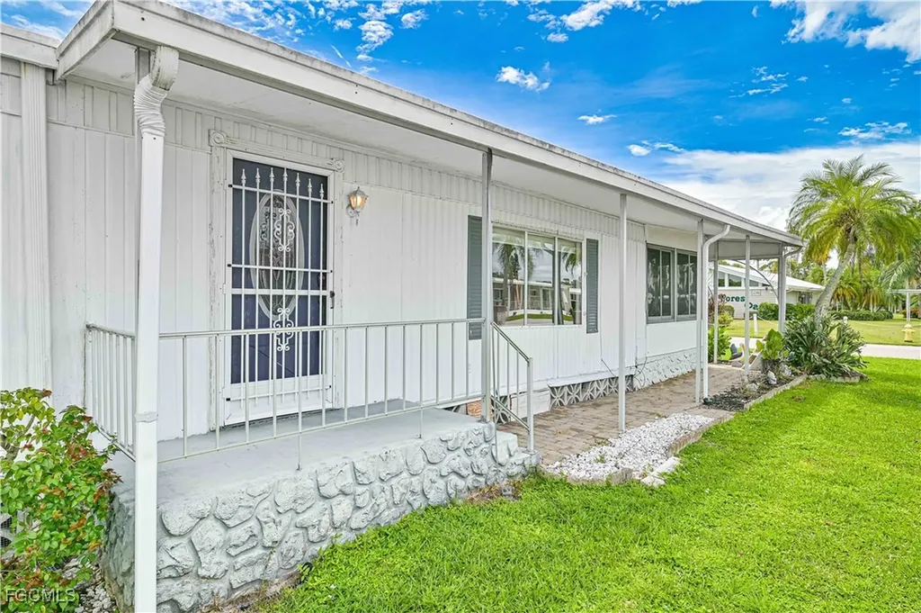 5191 Forest Park Drive North Fort Myers FL 33917