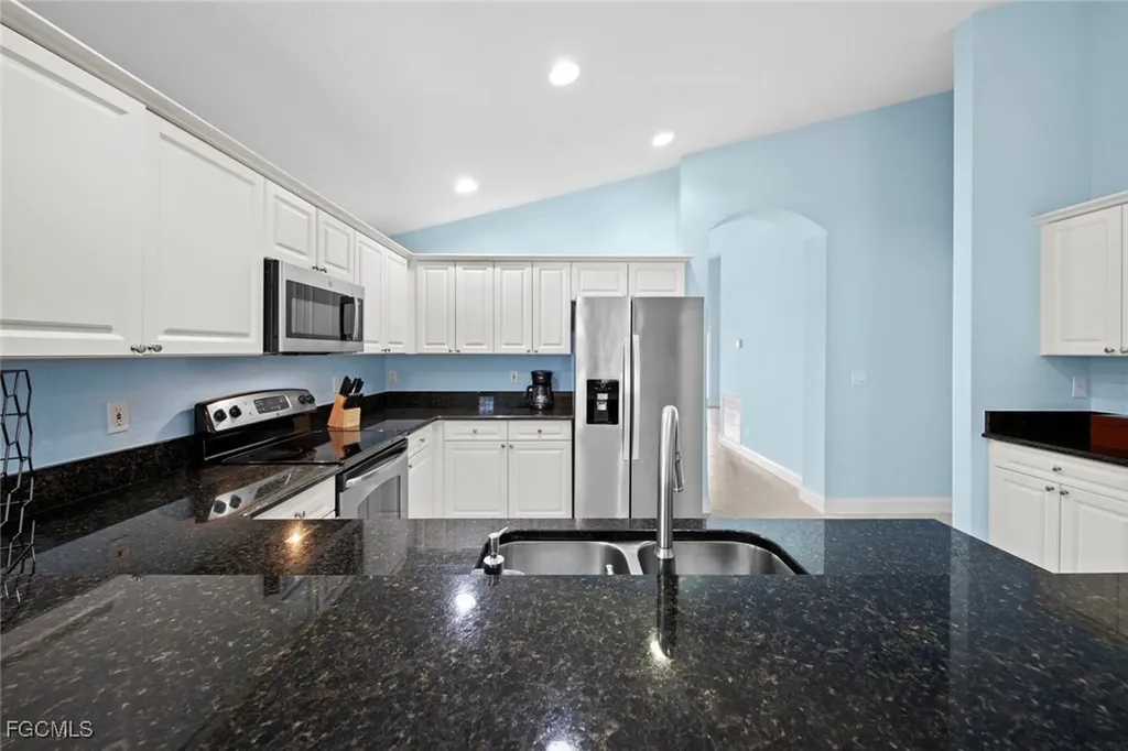 15817 Beachcomber Avenue Fort Myers FL 33908