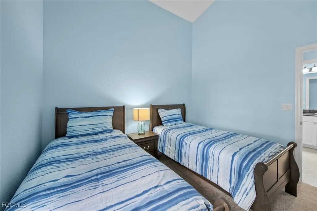 15817 Beachcomber Avenue Fort Myers FL 33908