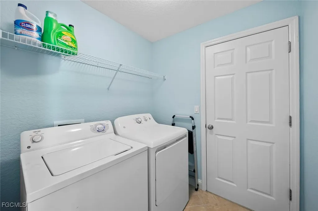 15817 Beachcomber Avenue Fort Myers FL 33908