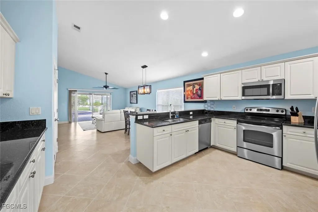 15817 Beachcomber Avenue Fort Myers FL 33908