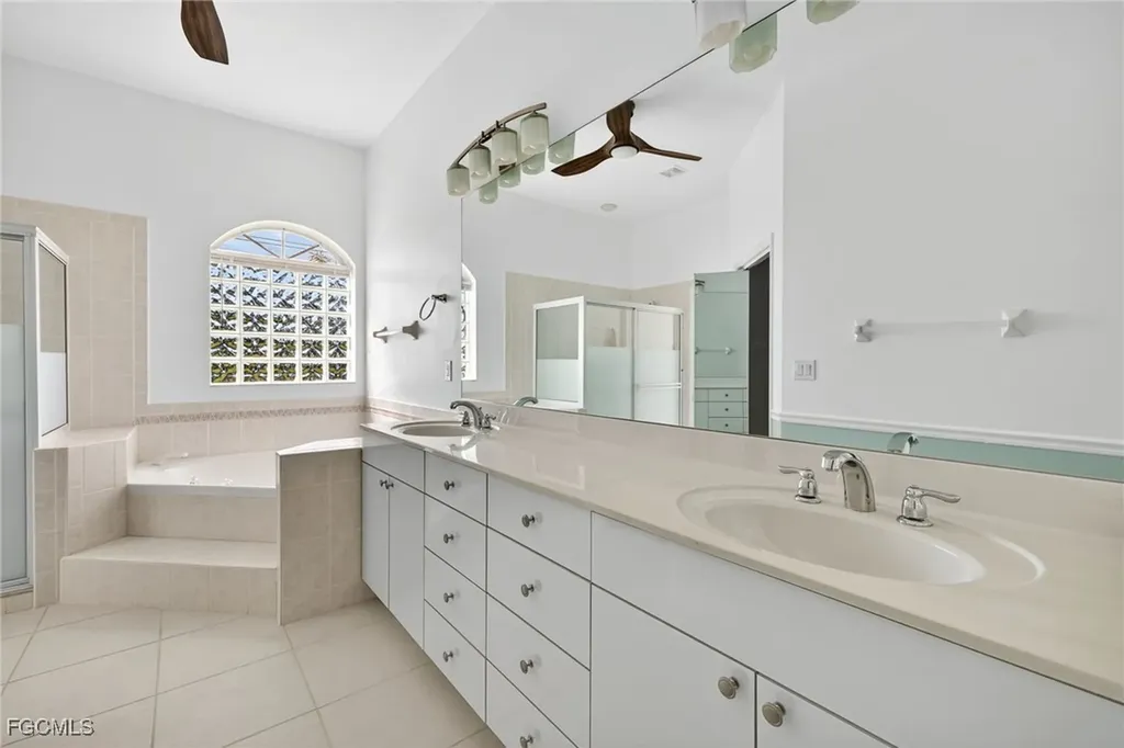 1909 SW 29th Terrace Cape Coral FL 33914