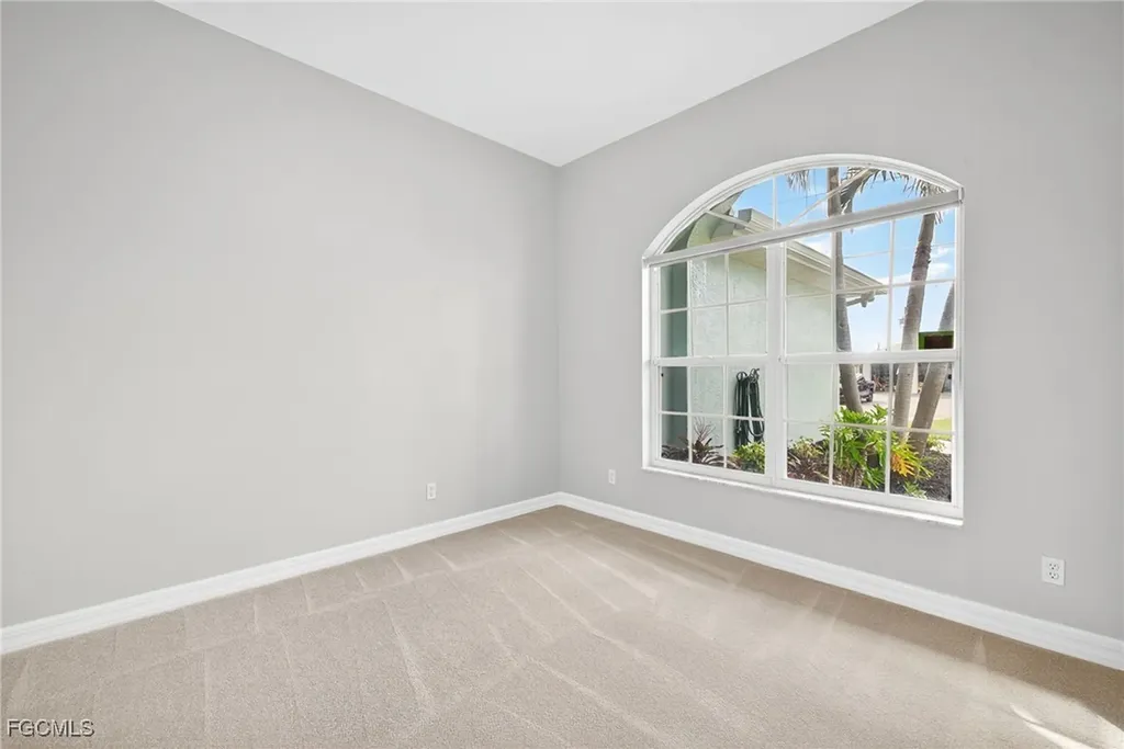 1909 SW 29th Terrace Cape Coral FL 33914