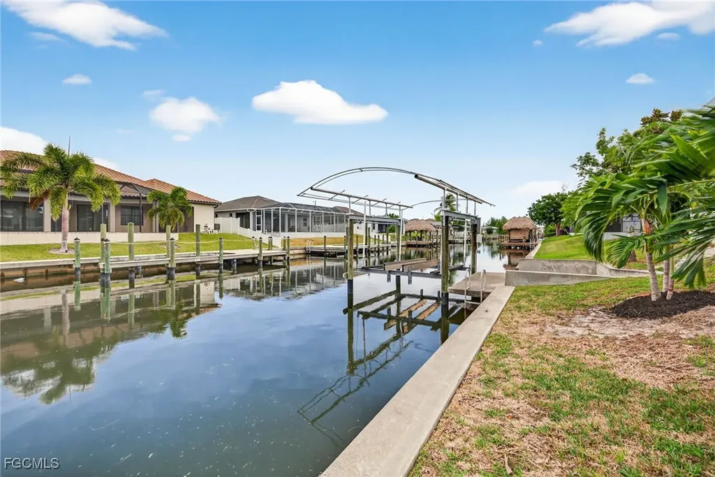 1909 SW 29th Terrace Cape Coral FL 33914