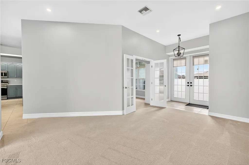 1909 SW 29th Terrace Cape Coral FL 33914