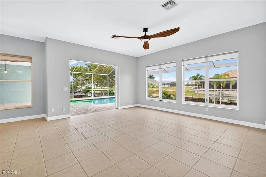 1909 SW 29th Terrace Cape Coral FL 33914