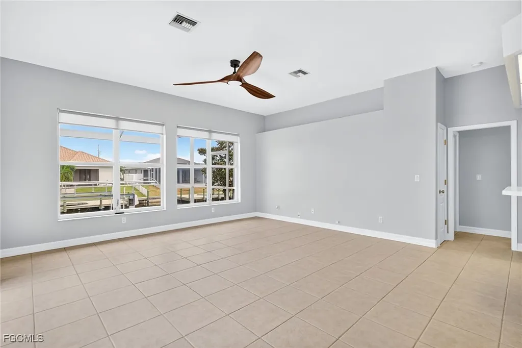 1909 SW 29th Terrace Cape Coral FL 33914