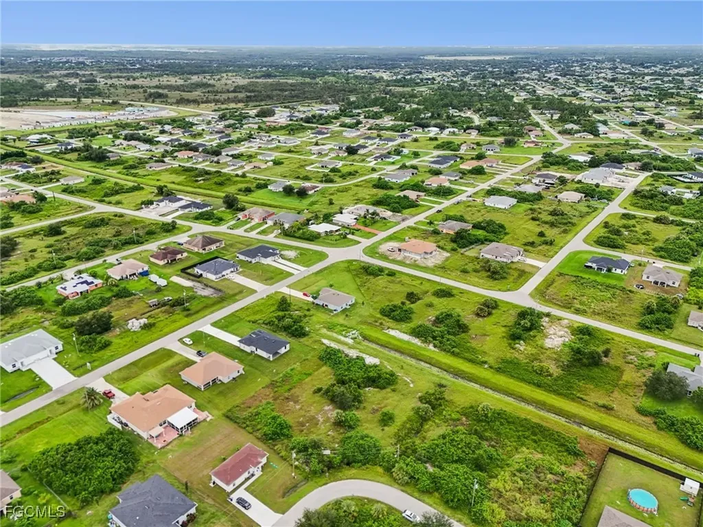 372 Pinafore Avenue Lehigh Acres FL 33974