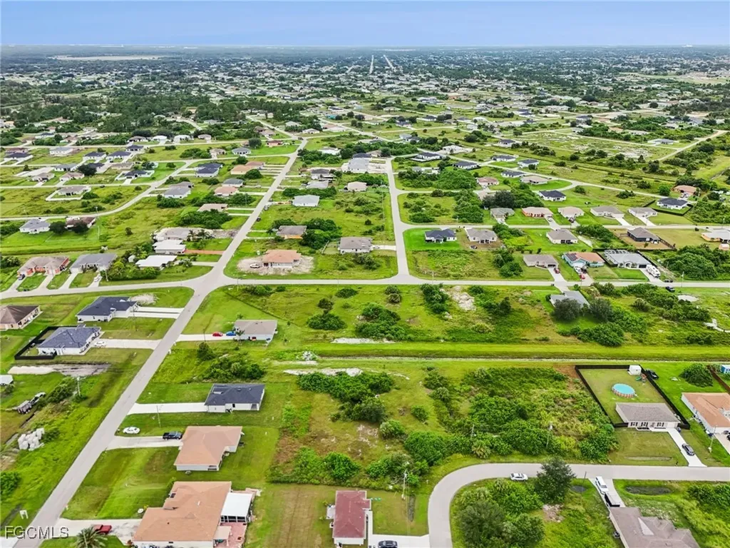 372 Pinafore Avenue Lehigh Acres FL 33974