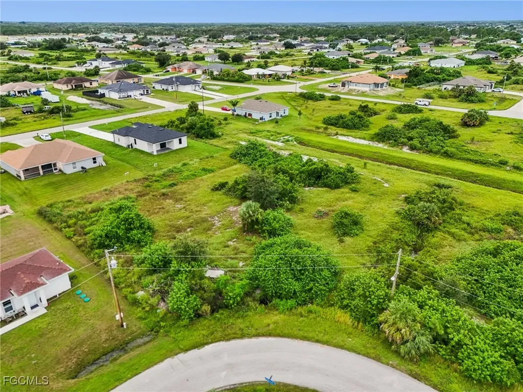 372 Pinafore Avenue Lehigh Acres FL 33974