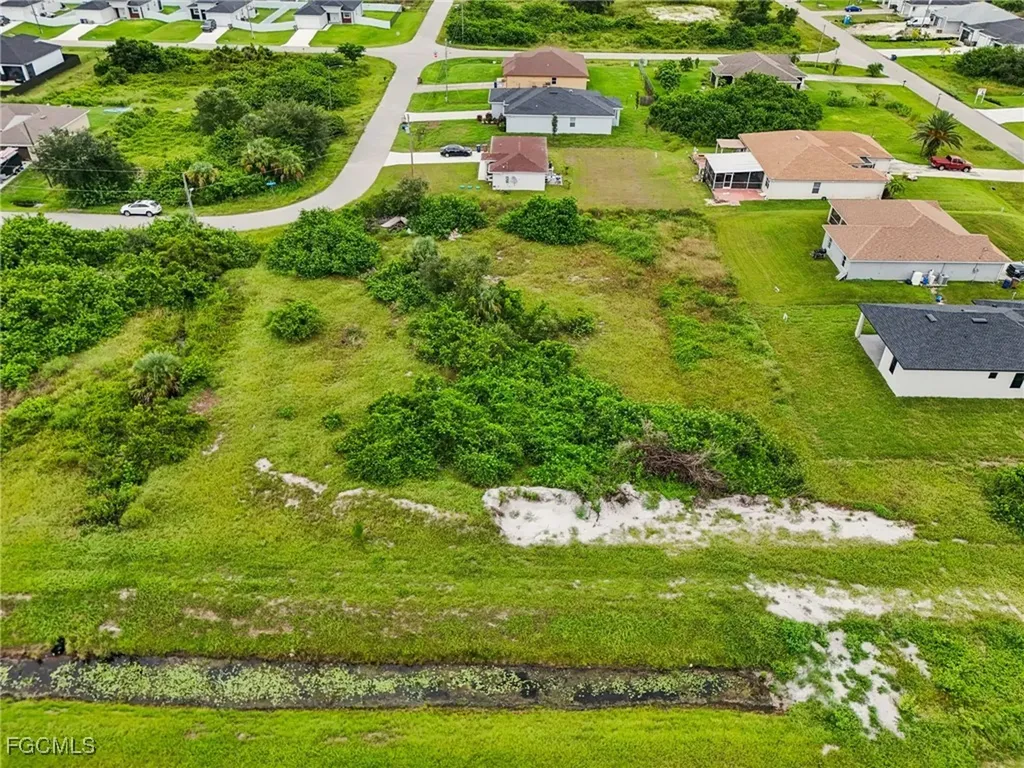 372 Pinafore Avenue Lehigh Acres FL 33974