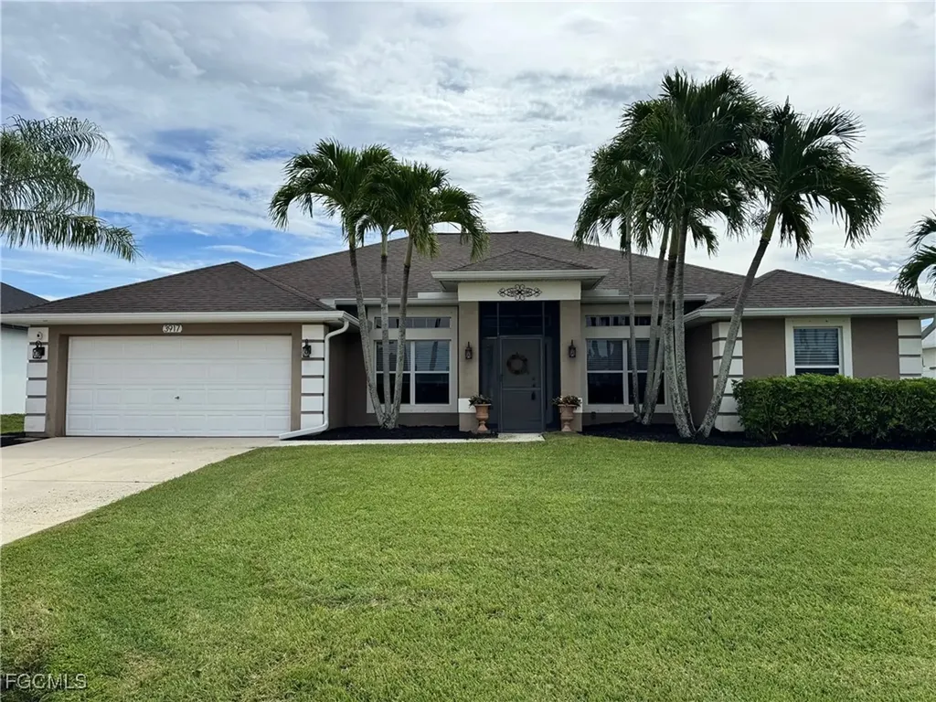 3917 Agualinda Boulevard Cape Coral FL 33914