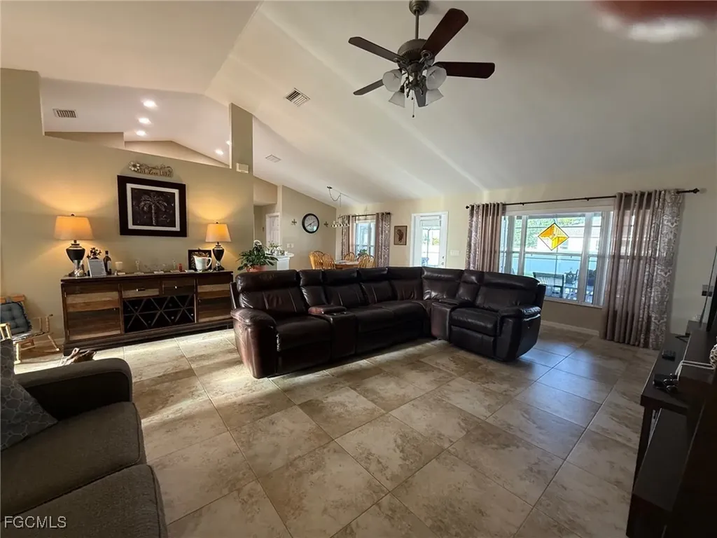 3917 Agualinda Boulevard Cape Coral FL 33914