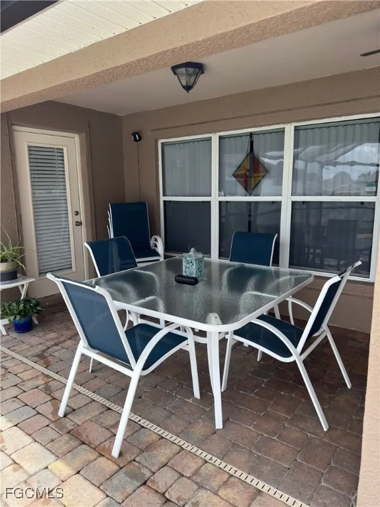 3917 Agualinda Boulevard Cape Coral FL 33914