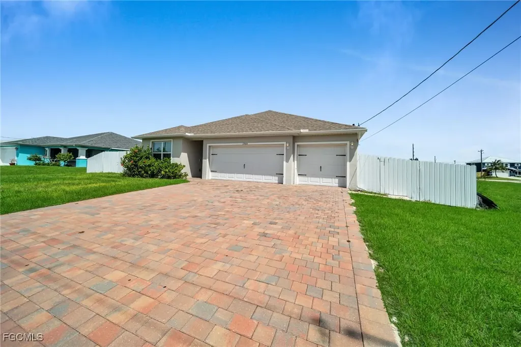 1905 NW 23rd Street Cape Coral FL 33993